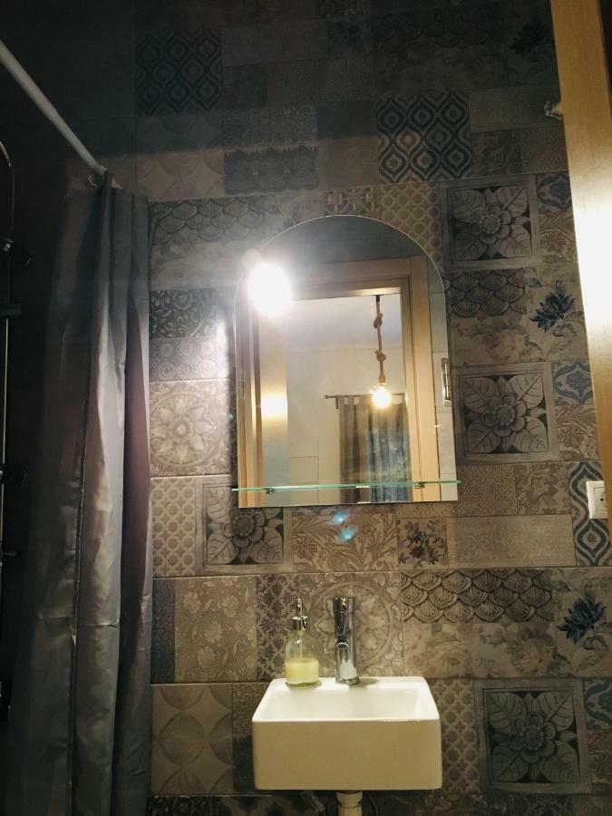 Anastasis Apartment In Palaio Faliro Афины Экстерьер фото